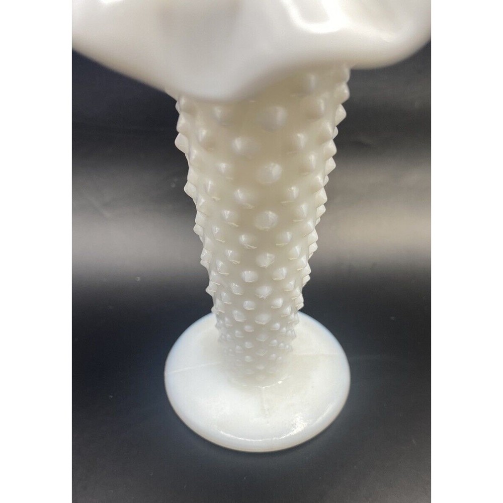Fenton Hobnail Milkglass Jack In The Pupit Mini Vase 5 Inches - Picture 7 of 10
